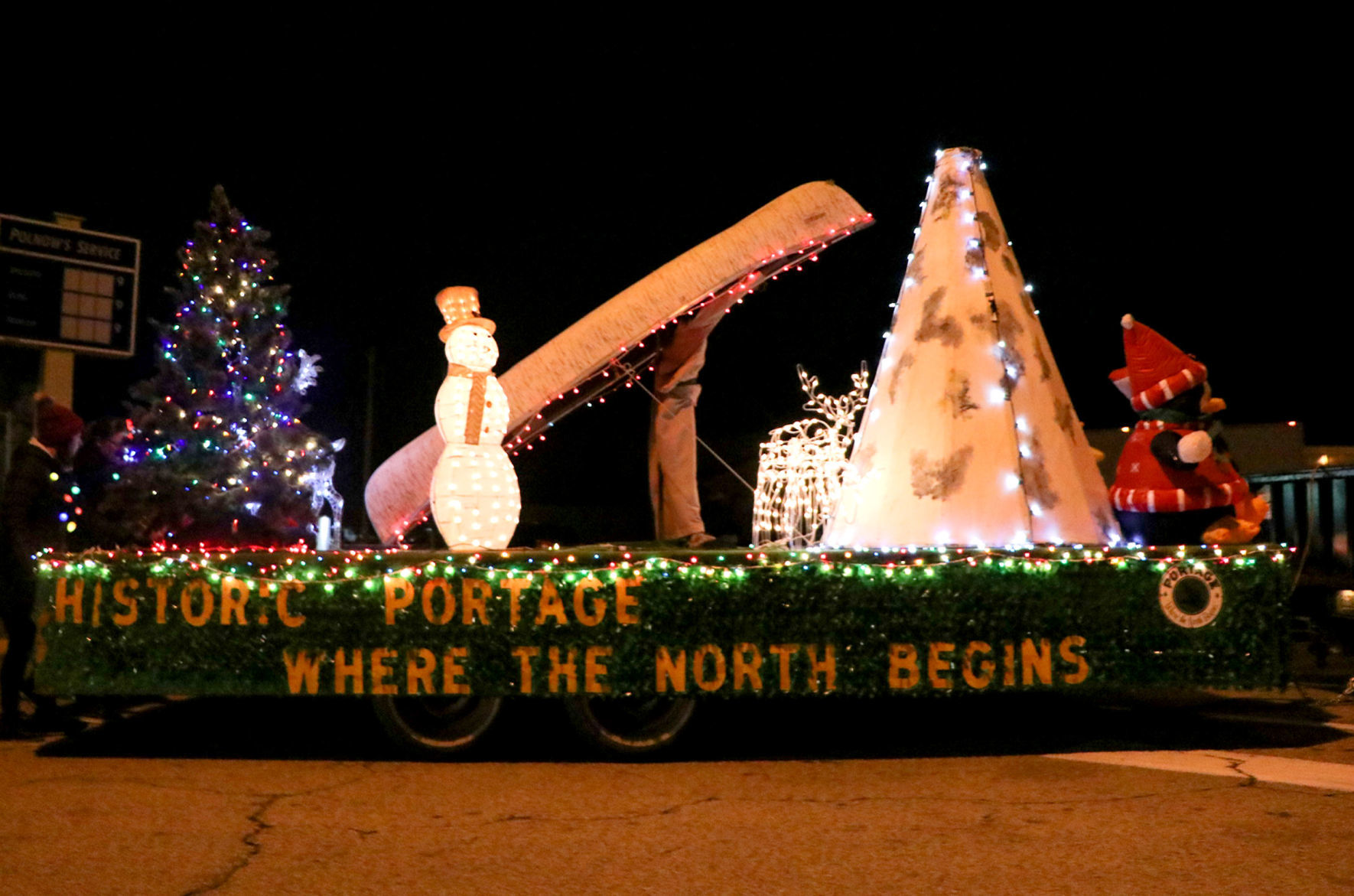 holidayparade3.jpg